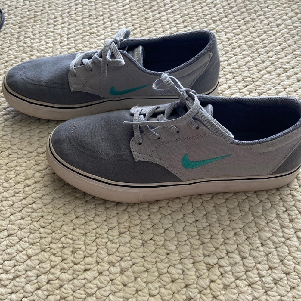 Nike SB clutch gray/aqua